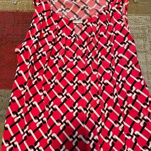 SLEEVELESS TOP❤️ only worn once !